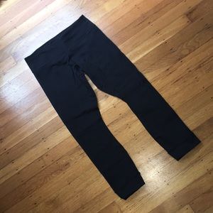 Lululemon—Black legging, unique seaming, Like new